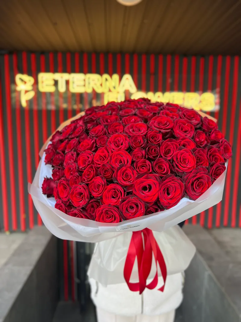 101 trandafiri moldovenești